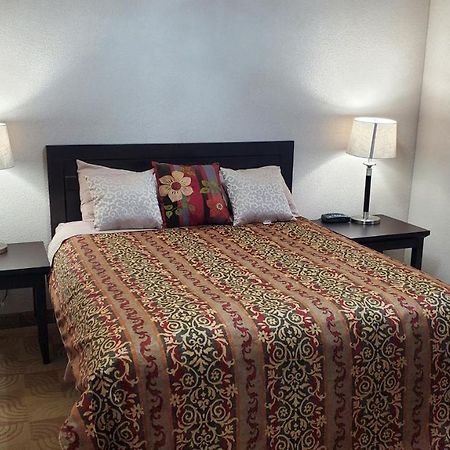 Shoreside Inn & Suites Wabamun Dış mekan fotoğraf