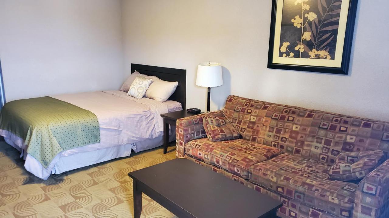 Shoreside Inn & Suites Wabamun Dış mekan fotoğraf